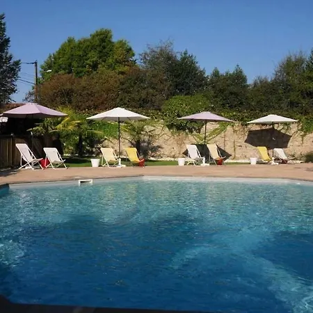 3 Etoiles - Piscine - Eecbgf *