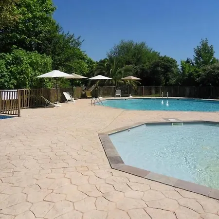 Zecamping 3 Etoiles Avec Piscine Chauffee Snack Bar Et Restaurant 3*