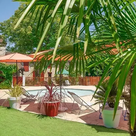 Zecamping 3 Etoiles Avec Piscine Chauffee Snack Bar Et Restaurant Campingplads