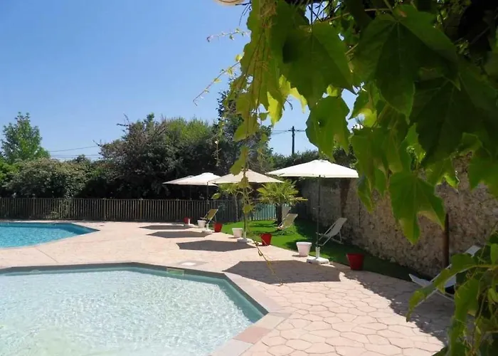Zecamping 3 Avec Piscine Chauffee Snack Bar Et Restaurant Campingplads 3*