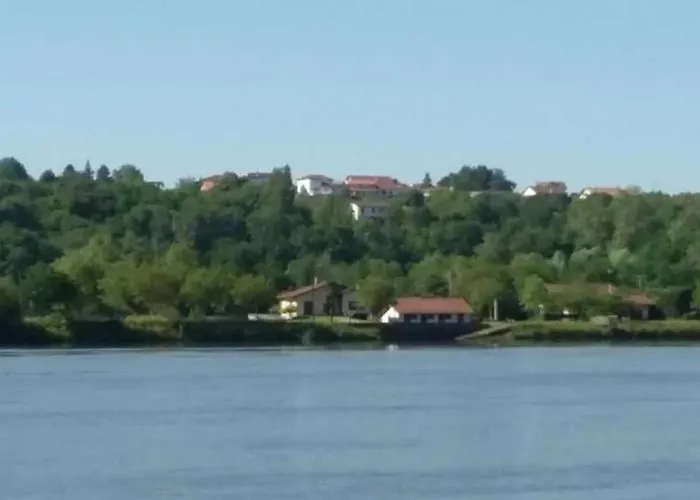 Campingplads Zecamping 3 Avec Piscine Chauffee Snack Bar Et Restaurant Urt