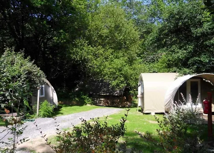 Camping 3 Etoiles - Piscine - Eecbgf Urt