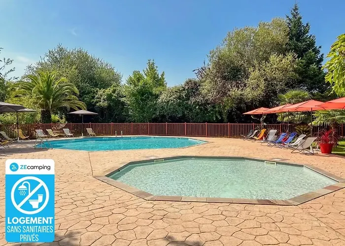 3 étoiles - Piscine - Eecbgf