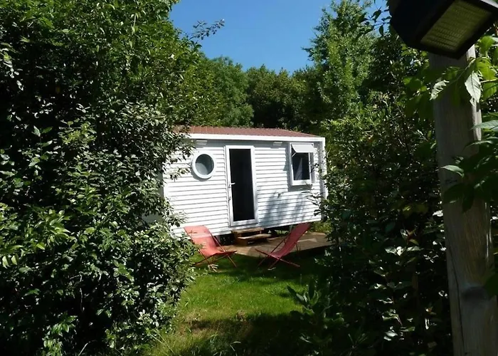 Camping 3 Etoiles - Piscine - Eecbgf Kemp