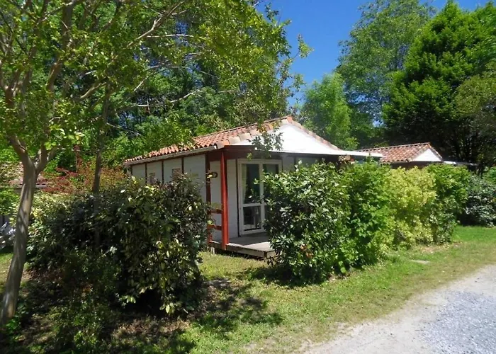 Campeggio 3 étoiles - Piscine - Eecbgf Urt